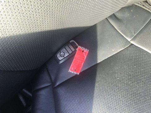 Used 2018 Ford F150 Raptor w/ Equipment Group 802A Luxury image 12