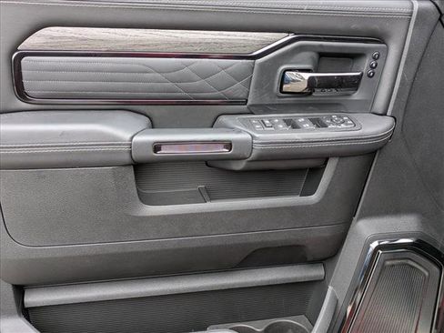 New 2026 RAM 2500 Limited AWD/4WD image 16