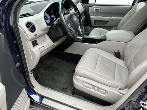 Used 2015 Honda Pilot Touring image 11