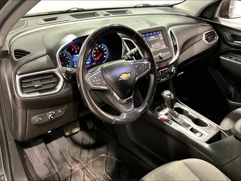 Used 2020 Chevrolet Equinox LT image 17