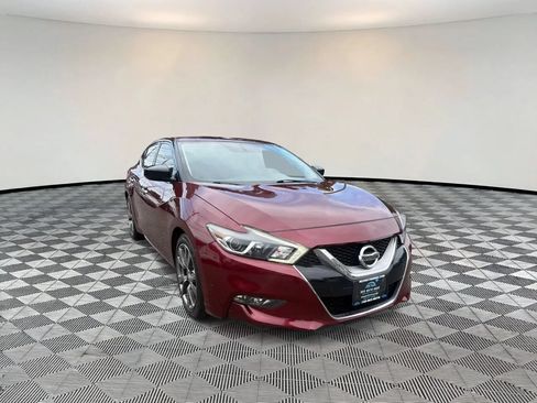 Used 2017 Nissan Maxima 3.5 S FWD image 1