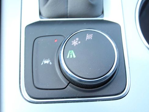 Used 2023 Chevrolet Blazer LT w/ Convenience Package FWD image 45