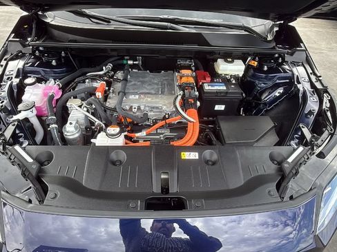 Certified 2026 Subaru Solterra AWD/4WD image 27