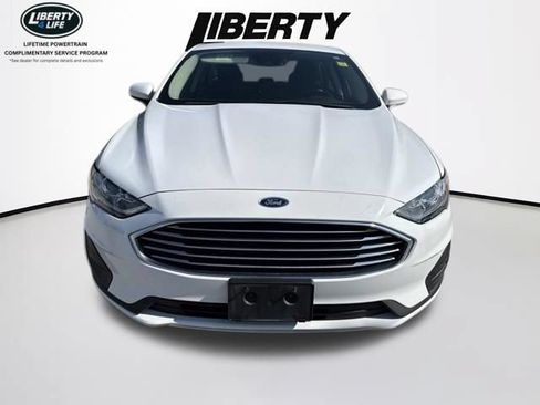 Certified 2019 Ford Fusion SE FWD image 2