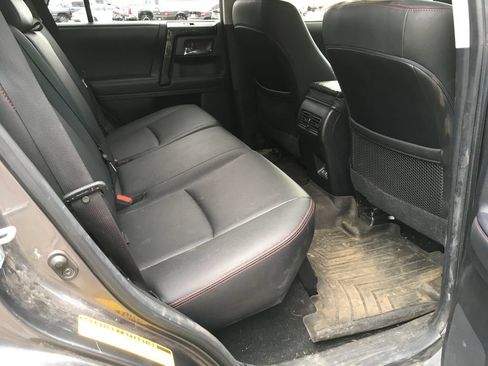 Used 2020 Toyota 4Runner TRD Off-Road Premium w/ Moonroof Package AWD/4WD image 8