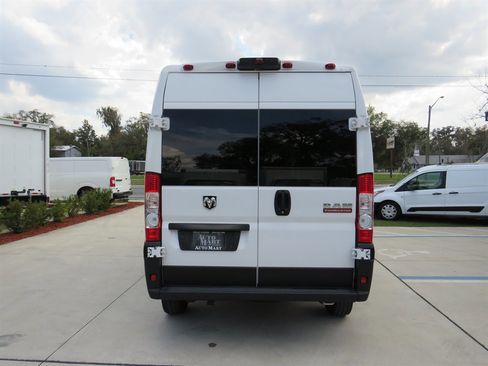 Used 2022 RAM ProMaster 2500 image 13