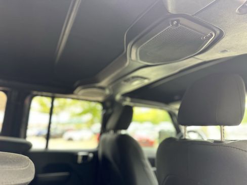 Used 2019 Jeep Wrangler Unlimited Sport S image 20