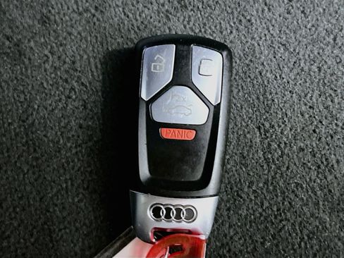 Used 2022 Audi A4 2.0T Premium Plus AWD/4WD image 36
