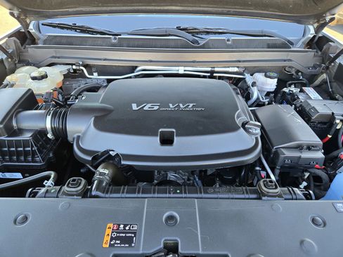 Used 2021 GMC Canyon Denali image 9