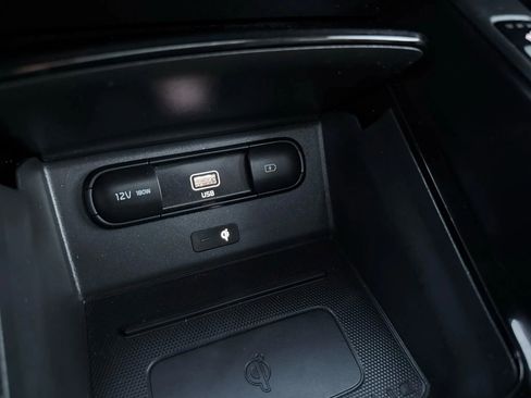 Used 2020 Kia Telluride SX w/ SX Prestige Package image 55