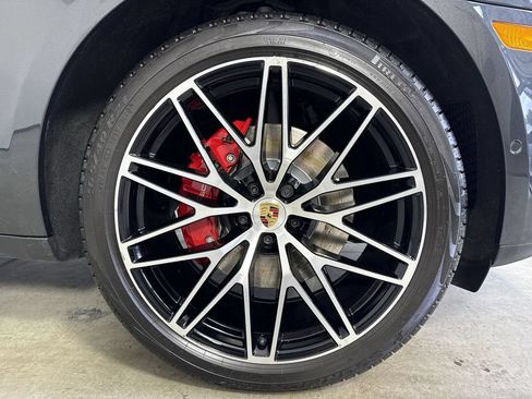 Certified 2023 Porsche Macan S AWD/4WD image 15