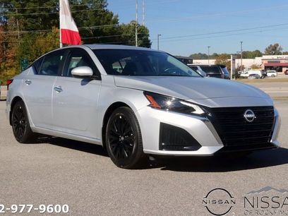 New 2025 Nissan Altima 2.5 SV