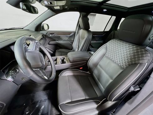 Used 2025 GMC Acadia Denali w/ LPO, Floor Liner Package image 19