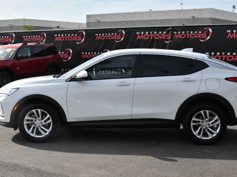 Used 2025 Buick Envista Preferred FWD image 4