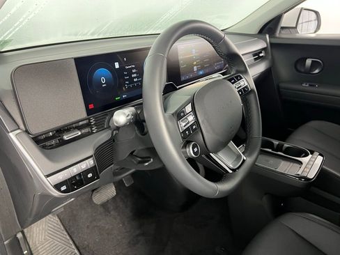 Used 2025 Hyundai Ioniq 5 SEL image 22
