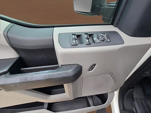 Used 2020 Ford F350 XL w/ STX Appearance Package RWD image 7