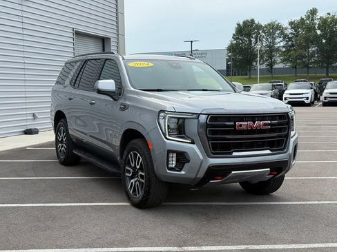 Used 2024 GMC Yukon AT4 AWD/4WD image 5