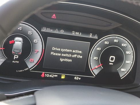 Used 2025 Audi Q7 Premium Plus w/ Premium Plus Package image 22