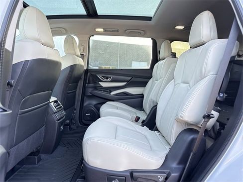 New 2025 Subaru Ascent Limited image 14