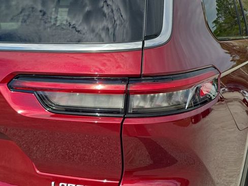 New 2026 Jeep Grand Cherokee L Laredo image 8