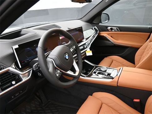 New 2026 BMW X5 xDrive40i w/ Climate Comfort Package image 19