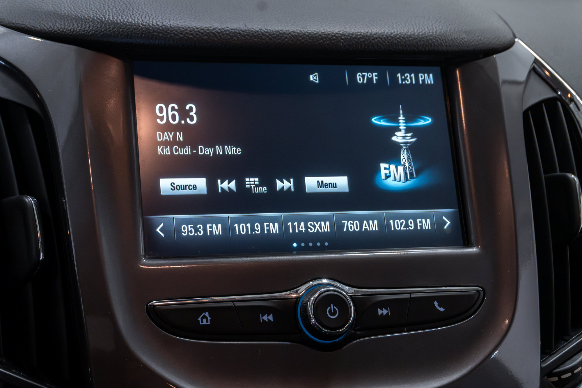 Used 2018 Chevrolet Cruze LT FWD image 16