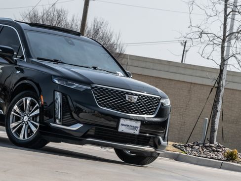 Used 2020 Cadillac XT6 Premium Luxury image 5