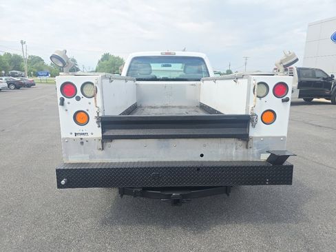 Used 2014 Ford F250 XL w/ Power Equipment Group RWD image 7