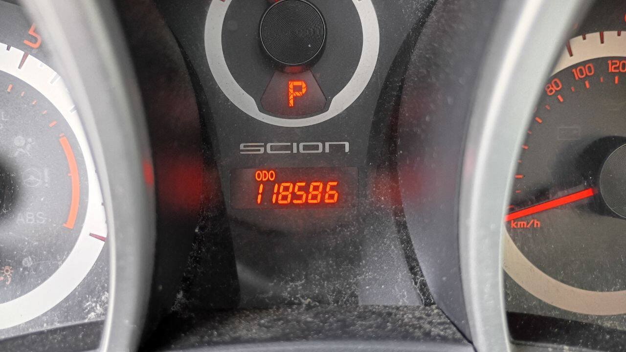 Used 2014 Scion tC FWD image 13