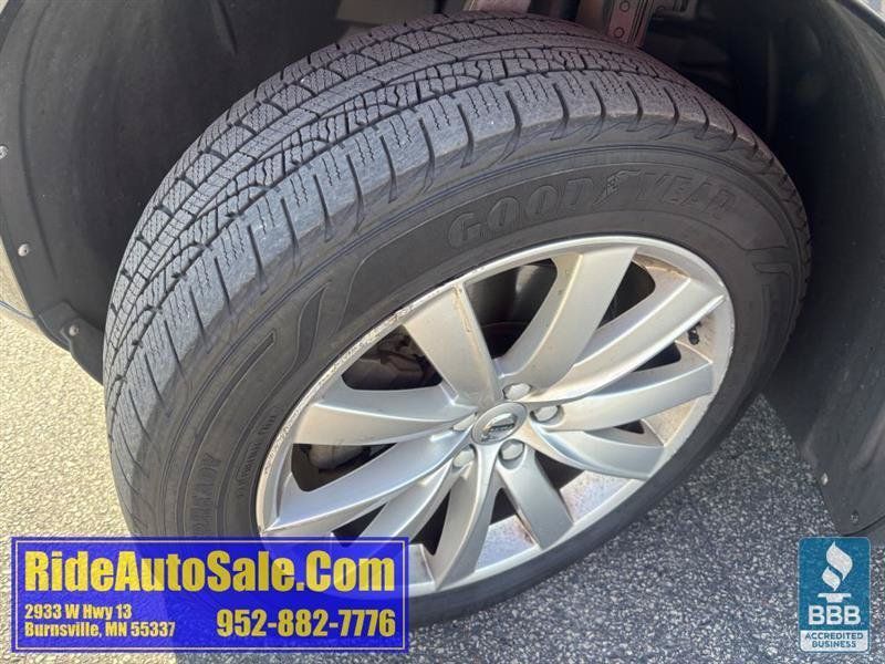 Used 2017 Volvo XC90 T6 Momentum w/ Vision Package AWD/4WD image 24