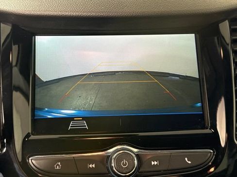 Used 2019 Chevrolet Trax LT w/ LT Convenience Package FWD image 21