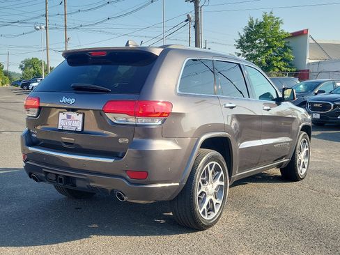 Certified 2021 Jeep Grand Cherokee Overland image 6