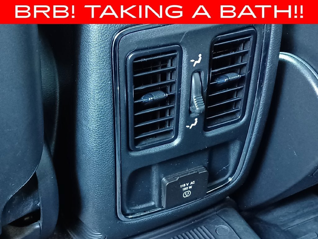 Used 2020 Jeep Grand Cherokee Altitude AWD/4WD image 29