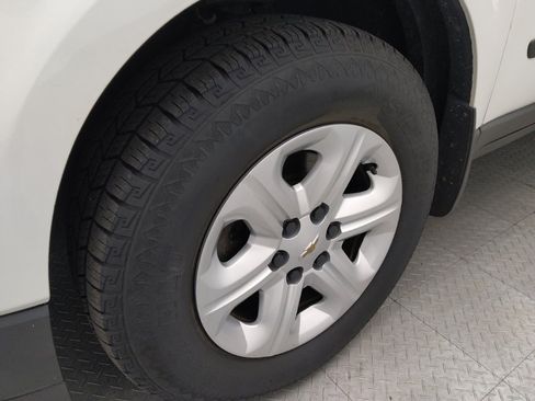 Used 2017 Chevrolet Traverse LS FWD image 31