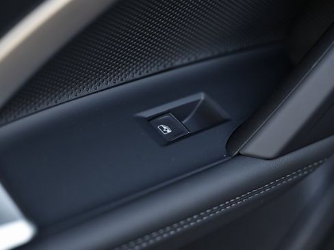 New 2025 Audi Q5 Premium image 24