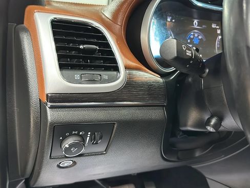 Used 2021 Jeep Grand Cherokee Summit w/ Platinum Series Group AWD/4WD image 28