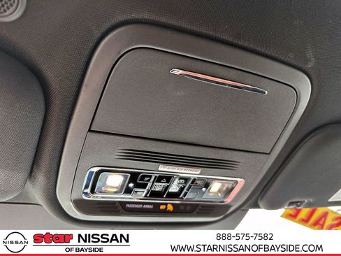 Used 2025 Lincoln Aviator Reserve w/ Jet Appearance Package image 26