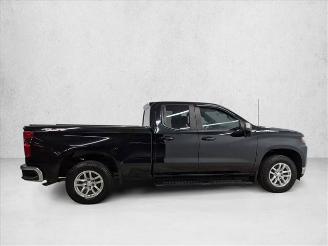 Used 2020 Chevrolet Silverado 1500 LT w/ Trailering Package AWD/4WD image 4
