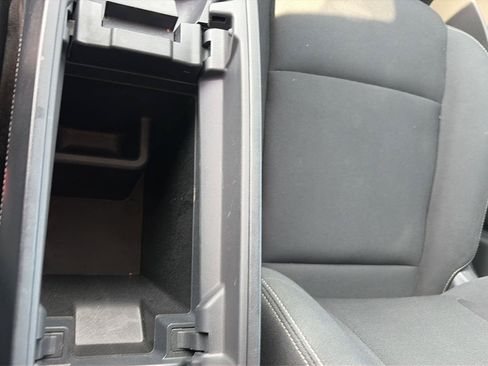 Used 2024 Nissan Rogue S FWD image 22
