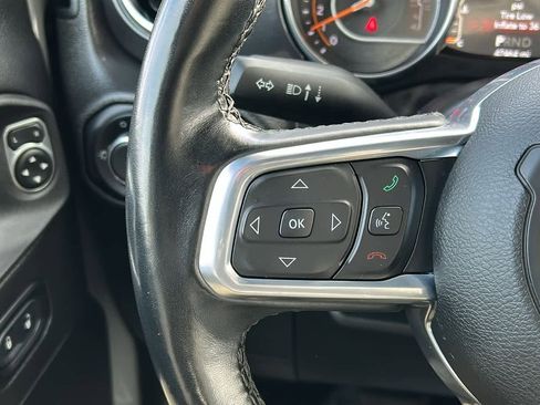 Certified 2022 Jeep Wrangler Unlimited Sahara image 13