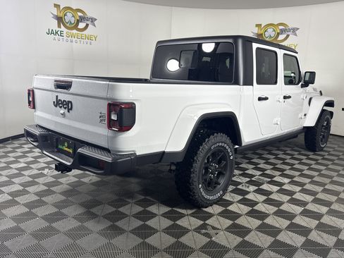 New 2026 Jeep Gladiator Willys image 10