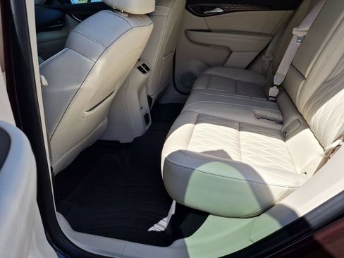 Used 2021 Buick Envision Avenir w/ Technology Package II AWD/4WD image 10