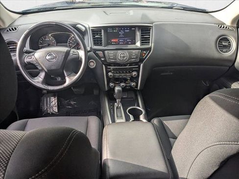 Used 2018 Nissan Pathfinder SV w/ Cargo Package image 17