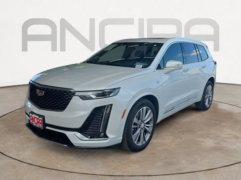 Used 2023 Cadillac XT6 Premium Luxury FWD image 4