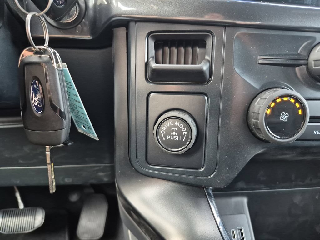 Used 2026 Ford F150 STX w/ Equipment Group 200A RWD image 37