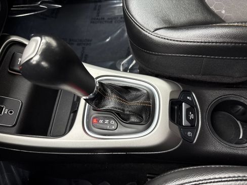 Used 2019 Jeep Compass Latitude w/ Safety & Security Group FWD image 31
