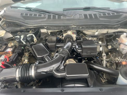 Used 2020 Ford F250 XL w/ Power Equipment Group AWD/4WD image 3