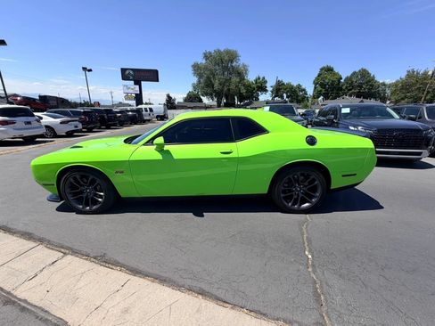 Used 2023 Dodge Challenger R/T Scat Pack RWD image 7