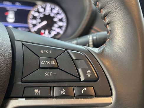 Used 2023 Nissan Sentra SR w/ Electronics Package image 21