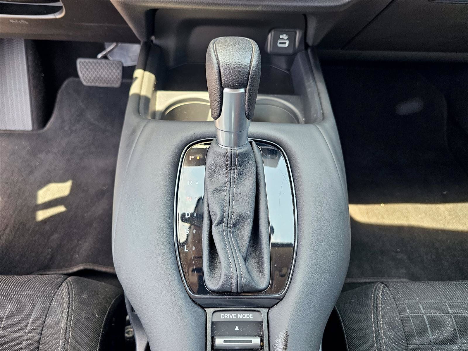 Used 2025 Honda HR-V LX image 24